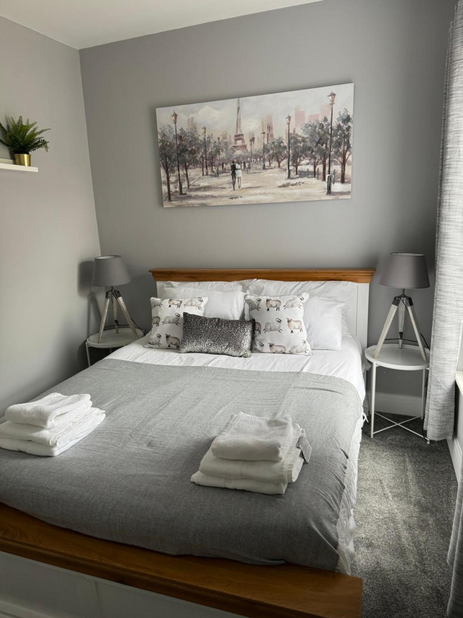 Modern, Spacious And Location