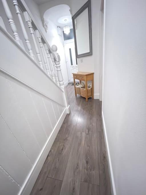 Holiday home Modern, Spacious And Location Aberdare